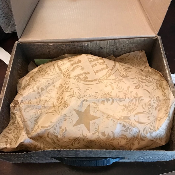 Packed up and ready to ship - Picture 2 of 4